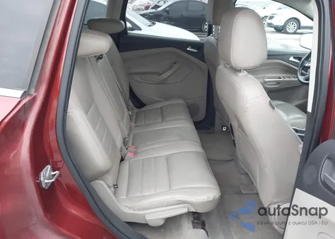 2014 Ford Escape Titanium z USA, uszkodzony, nr VIN 1FMCU9J97EUB42442